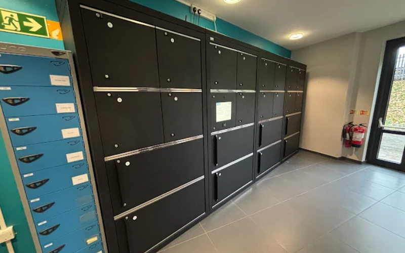 iLockerz, Rowley Regis