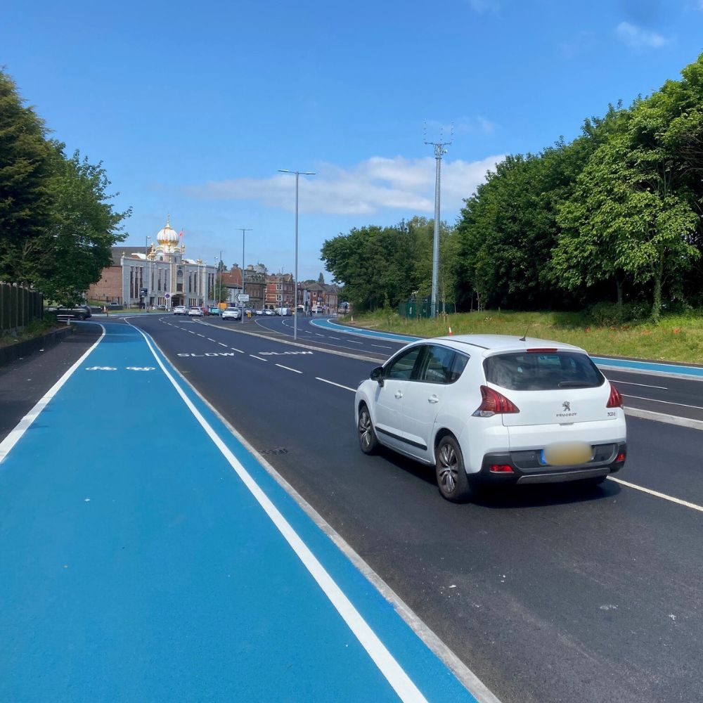 cycle lane in Smethwick along Tollhouse Way