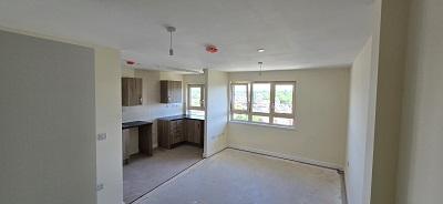 2 Bed lounge kitchen