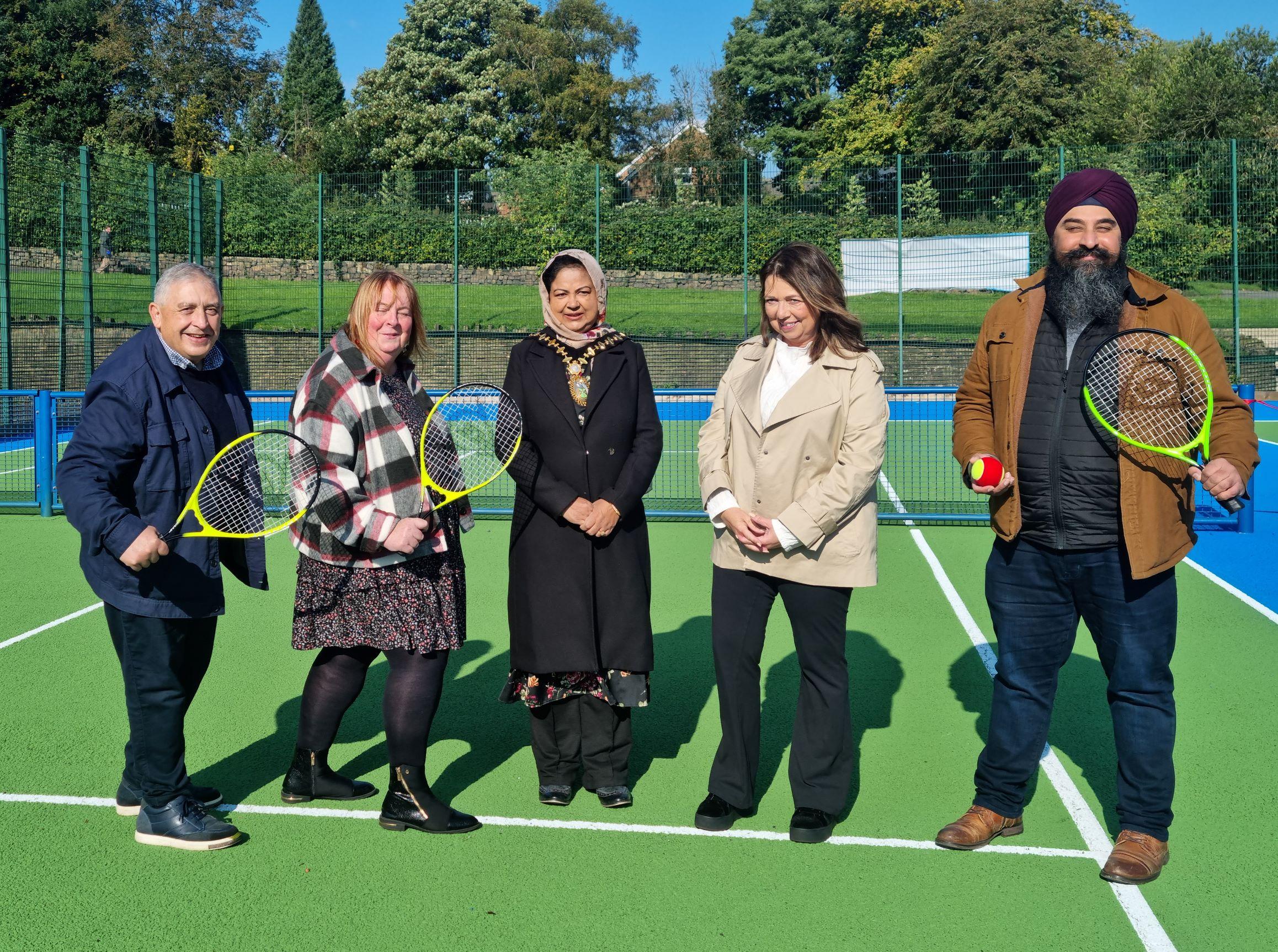 Mayor, Leader and Councillors at the official opening